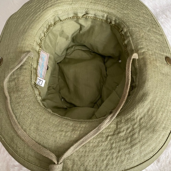 Safari Hat with Patterned Band - Picture 3 of 3